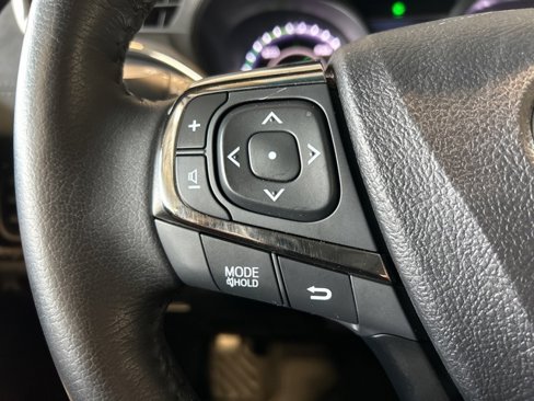 Used 2016 Toyota Avalon XLE Premium image 12