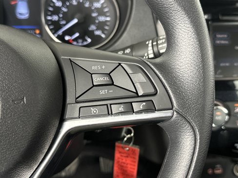 Used 2022 Nissan Rogue Sport S image 27
