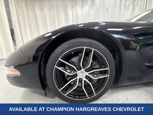 Used 1999 Chevrolet Corvette Convertible image 41