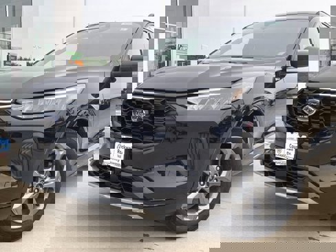 Used 2024 Ford Escape ST-Line image 2