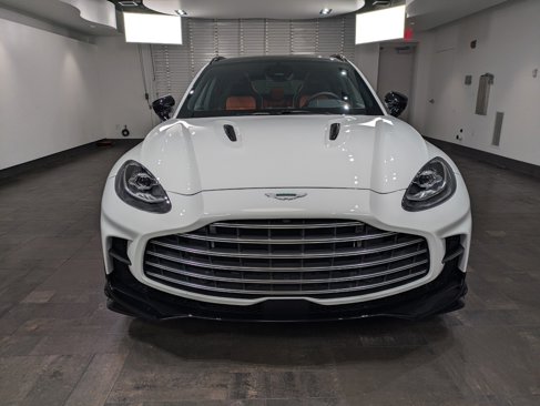 New 2025 Aston Martin DBX 707 image 7