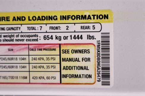 Used 2017 Ford Explorer XLT image 41