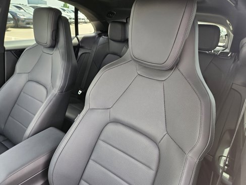 Certified 2024 Porsche Macan 4 Electric image 6