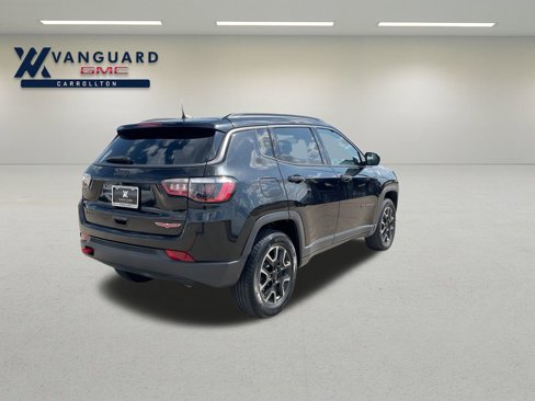 Used 2019 Jeep Compass Trailhawk image 10