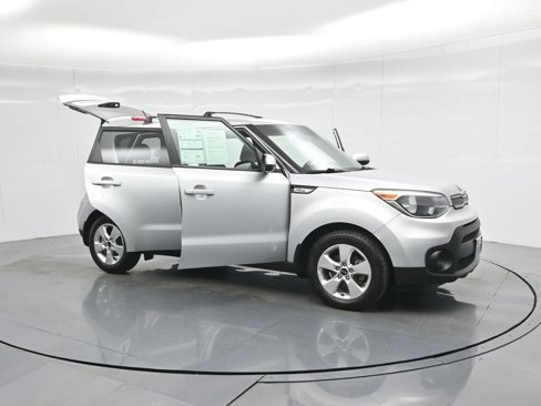 Used 2018 Kia Soul image 32