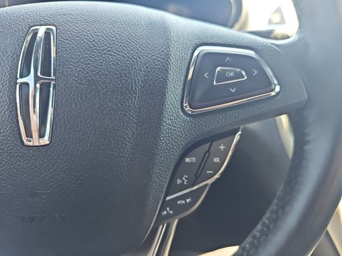 Used 2019 Lincoln MKC Reserve image 22