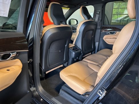 Used 2019 Volvo XC90 T6 Momentum w/ Advanced Package image 22