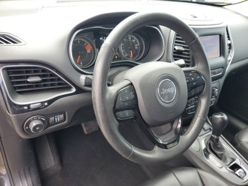 Used 2021 Jeep Cherokee Latitude Plus image 10