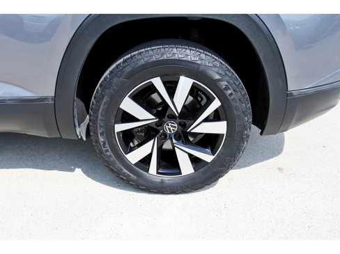 Used 2023 Volkswagen Atlas Cross Sport SE image 26