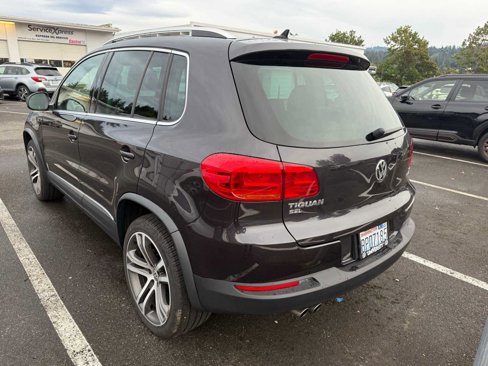 Used 2016 Volkswagen Tiguan SEL image 2