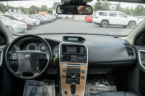 Used 2010 Volvo XC60 T6 image 14