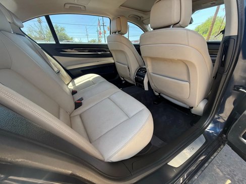Used 2012 BMW 740Li image 13