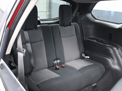 Used 2018 Nissan Pathfinder S image 30
