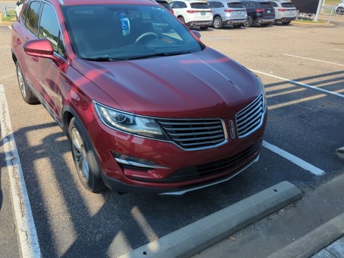 Used 2017 Lincoln MKC Select w/ Select Plus Package image 2