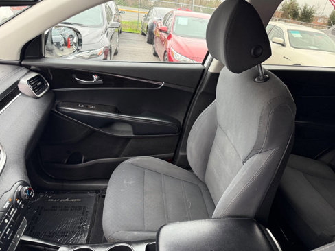 Used 2018 Kia Sorento FWD image 10