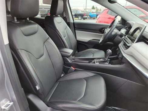 Used 2022 Jeep Compass Limited image 37