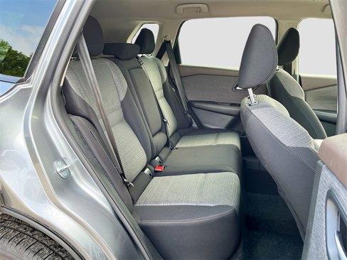 Certified 2023 Nissan Rogue SV image 24