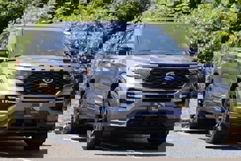 Certified 2022 Ford Explorer ST w/ Equipment Group 401A image 3