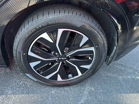 Used 2022 Kia EV6 Wind image 33