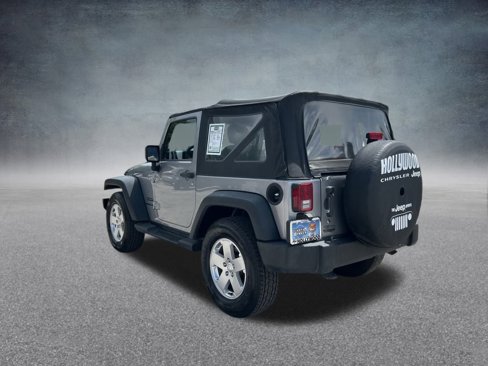 Used 2014 Jeep Wrangler Sport w/ Connectivity Group image 6