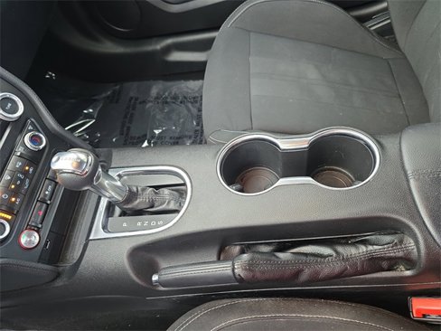 Used 2020 Ford Mustang Coupe image 22