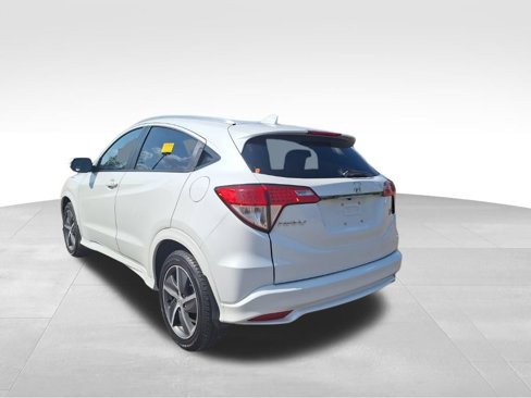 Used 2019 Honda HR-V Touring image 10