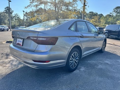 Certified 2021 Volkswagen Jetta SE w/ SE Cold Weather Package image 7