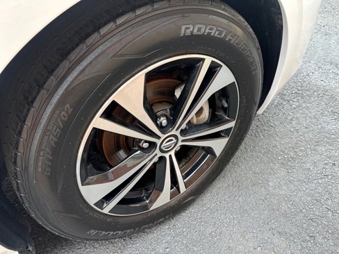 Used 2022 Nissan Sentra SV image 9