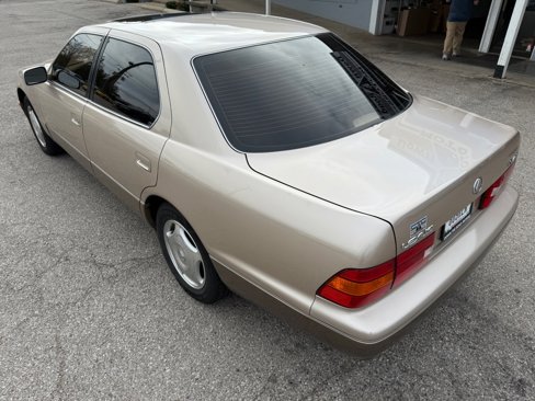 Used 1998 Lexus LS 400 image 8