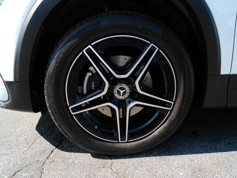Used 2024 Mercedes-Benz GLB 250 4MATIC image 9