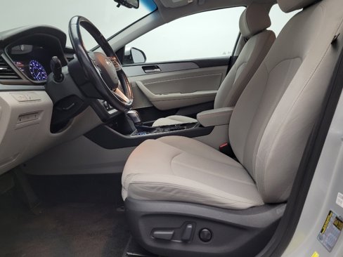 Used 2019 Hyundai Sonata SEL image 17