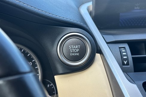 Used 2018 Lexus NX 300 FWD image 33