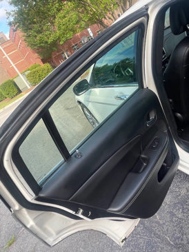 Used 2011 Chrysler 200 Limited image 15