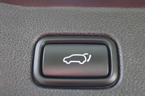 Certified 2018 Kia Sorento SX image 11