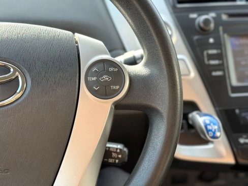 Used 2012 Toyota Prius V Two image 17