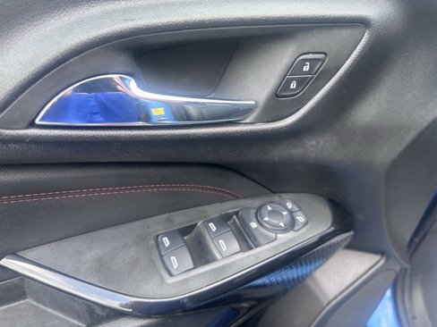 Used 2024 Chevrolet Trax RS w/ Sunroof Package image 4