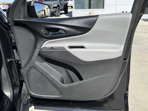 Used 2022 Chevrolet Equinox LT image 29