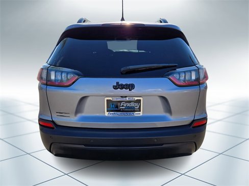Used 2020 Jeep Cherokee Latitude Plus image 5