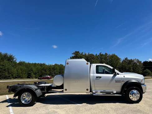 Used 2018 RAM 4500 Tradesman w/ Power & Remote Entry Group image 8