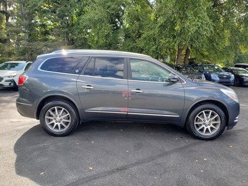 Used 2014 Buick Enclave Leather image 2