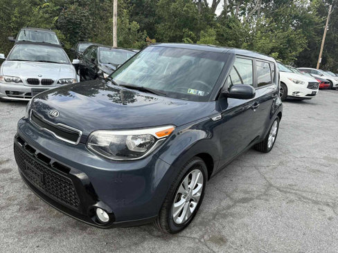 Used 2016 Kia Soul + image 1