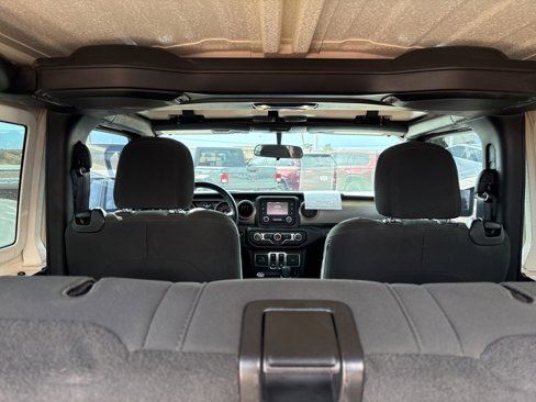 Used 2020 Jeep Wrangler Sport image 25