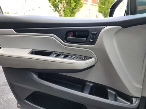 Used 2018 Honda Odyssey EX-L image 14