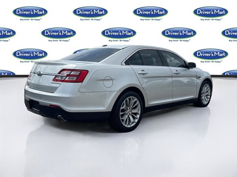 Used 2017 Ford Taurus Limited image 8
