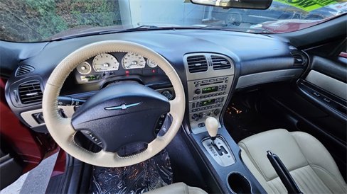 Used 2004 Ford Thunderbird image 18