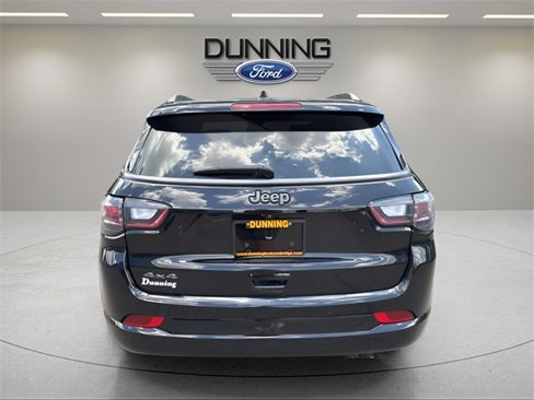 Used 2022 Jeep Compass High Altitude image 3