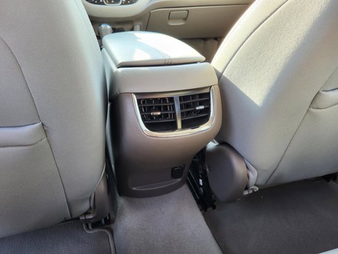 Used 2020 Chevrolet Malibu LT image 14