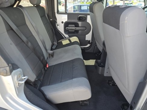 Used 2007 Jeep Wrangler X image 13