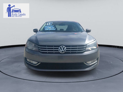 Used 2013 Volkswagen Passat TDI SEL Premium image 4