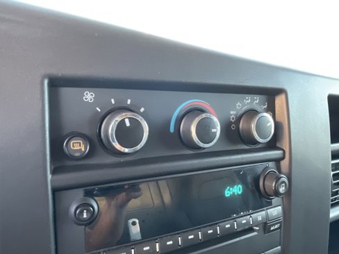 Used 2019 Chevrolet Express 3500 Extended w/ Driver Convenience Package image 20